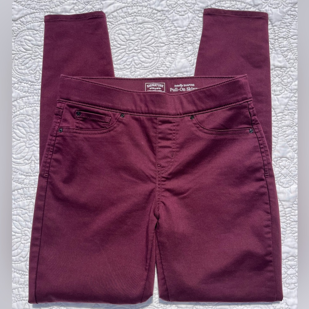 pull-on skinny Levi Strauss jeggings